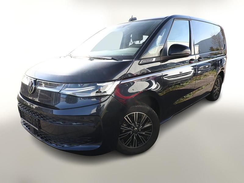 Gebraucht VW Multivan Style 150 PS (110 kW) 2024 Starlight blue metallic Van