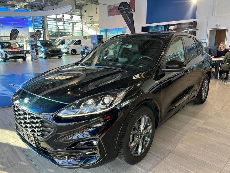 Gebraucht Ford Kuga ST-Line X 150 PS (110 kW) 2022 Obsidianschwarz metallic SUV