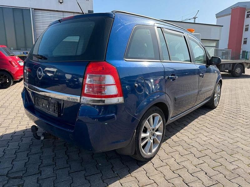 Gebraucht Opel Zafira 120 PS (88 kW) 2010 Blau Van / Kleinbus