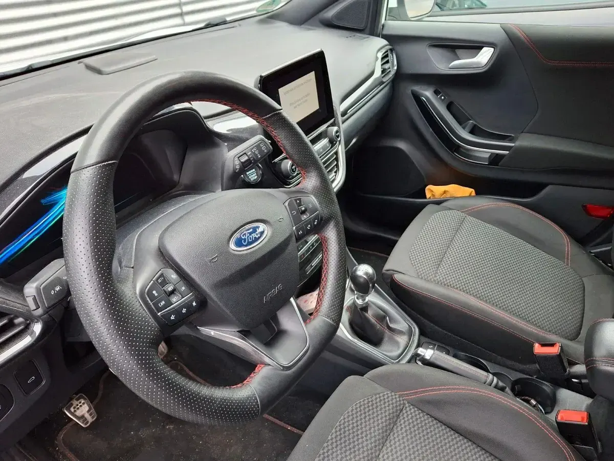 Usata Ford Puma ST-Line 120 CV (88 kW) 2020 Bianco SUV