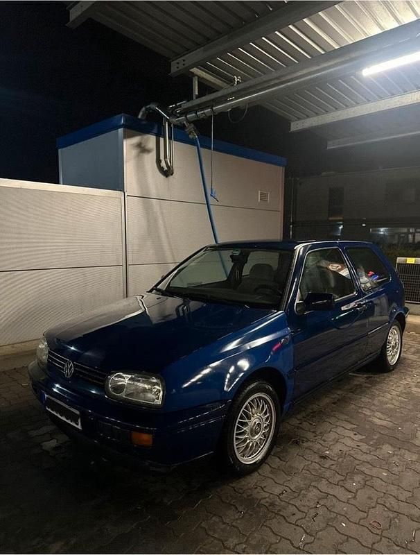 Gebraucht VW Golf III 75 PS (55 kW) 1996 Blau Kleinwagen