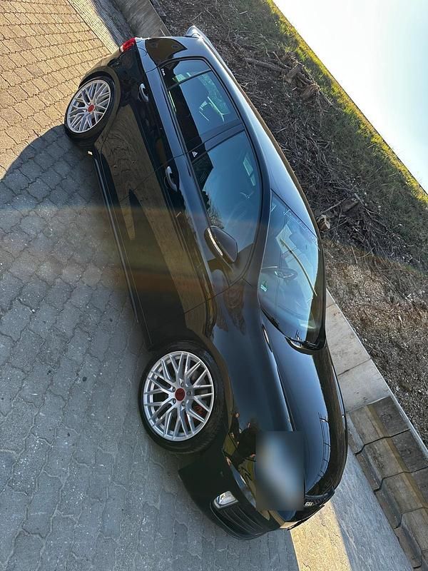 Gebraucht VW Golf VI Edition 211 PS (155 kW) 2011 Schwarz Kleinwagen