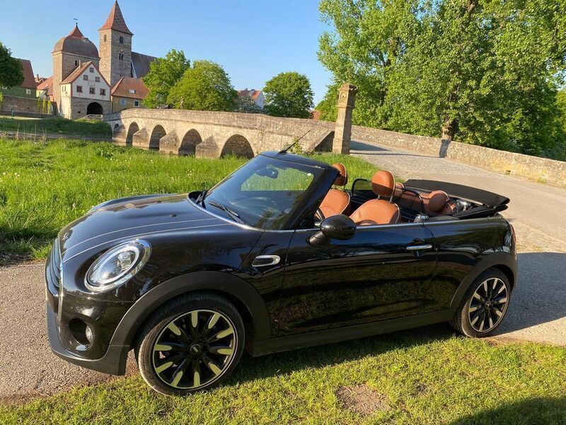 Schwarz Gebraucht 2019 Mini Cooper Kleinwagen | 20.900 € (Etwas zu teuer) - Bild 1/4