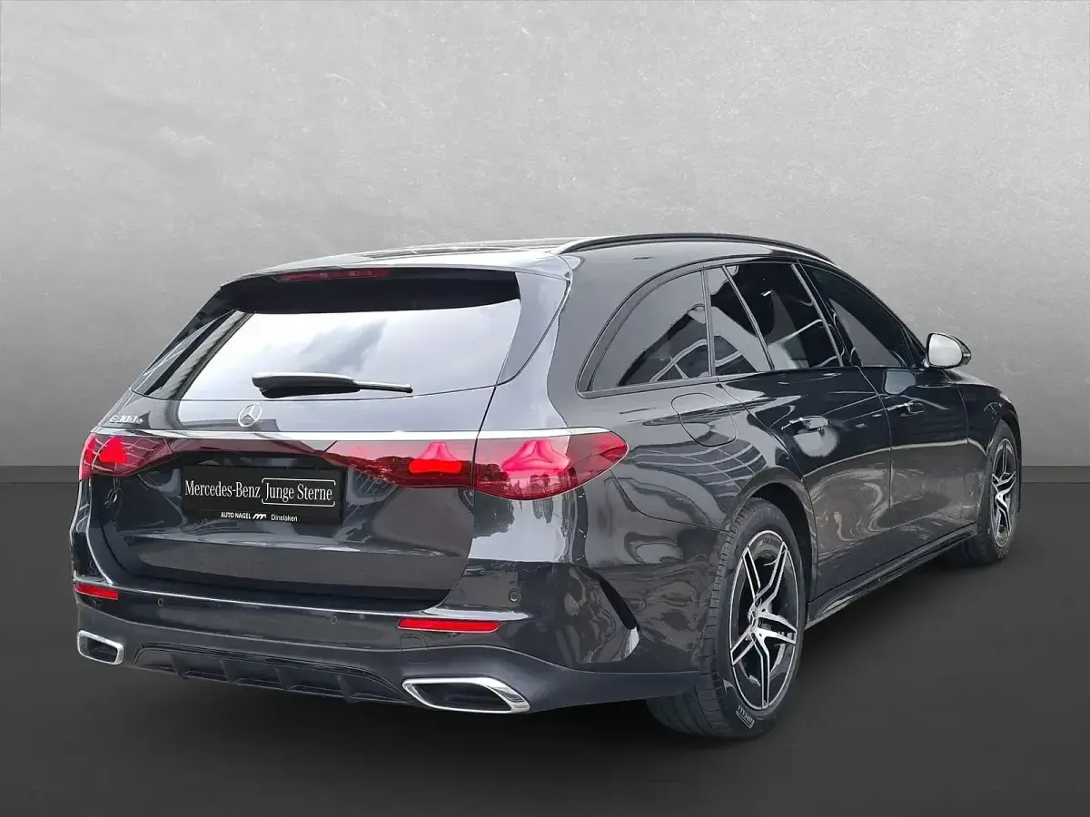 Gebraucht Mercedes E300 Advanced 313 PS (230 kW) 2025 Andere Kombi