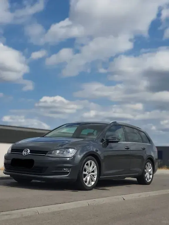 Gebraucht VW Golf VII Highline 150 PS (110 kW) 2014 Grau Kombi