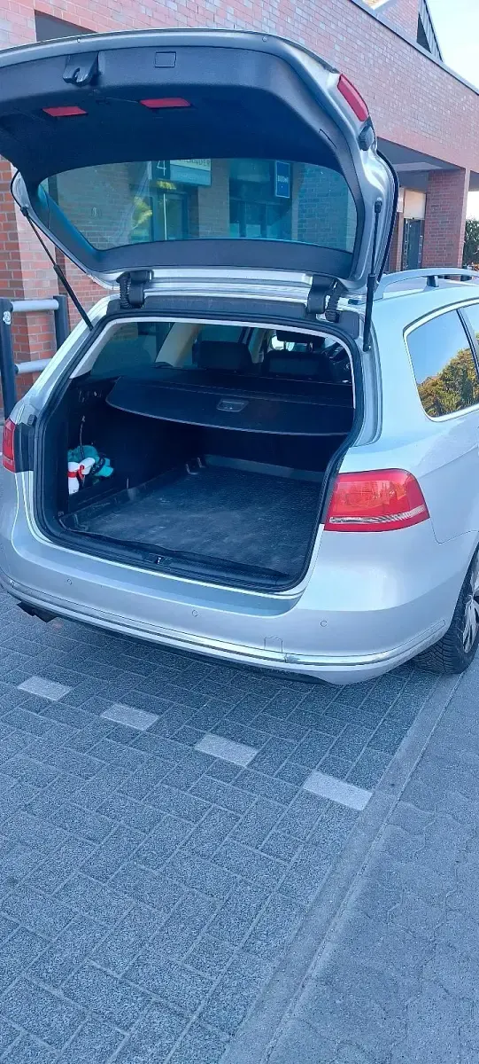 Second-hand VW Passat 140 CP (102 kW) 2013 Argintiu Break