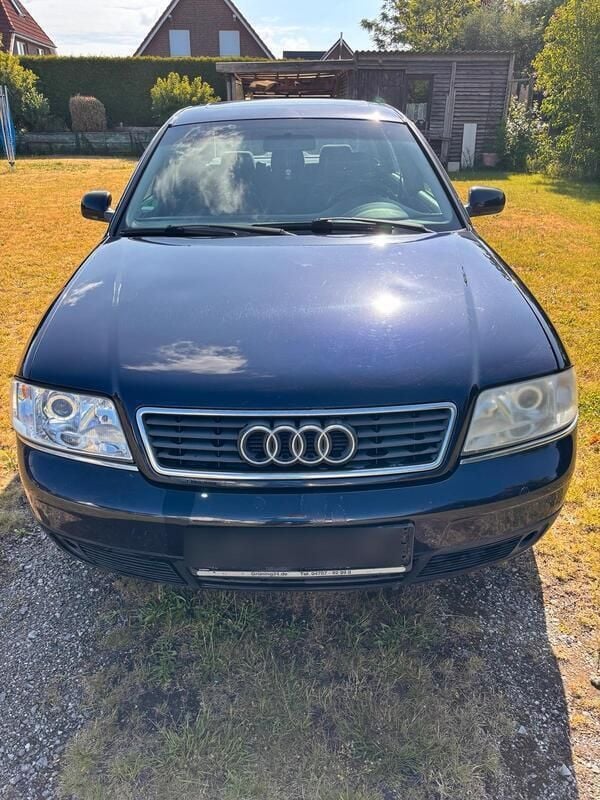Blau Gebraucht 1997 Audi A6 Limousine | 400 € (Superpreis) - Bild 1/4