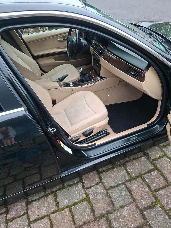 Gebraucht BMW 330 258 PS (189 kW) 2005 Schwarz Limousine