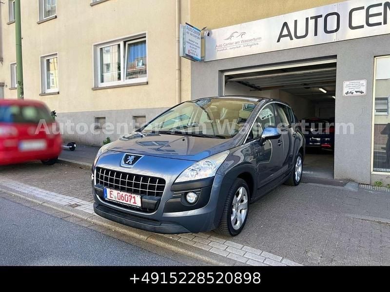 Grau Gebraucht 2012 Peugeot 3008 Premium Kombi | 4.290 € (Guter Preis) - Bild 1/4