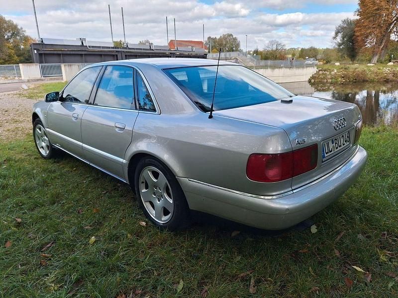 Gebraucht Audi A8 310 PS (228 kW) 2001 Silber Limousine