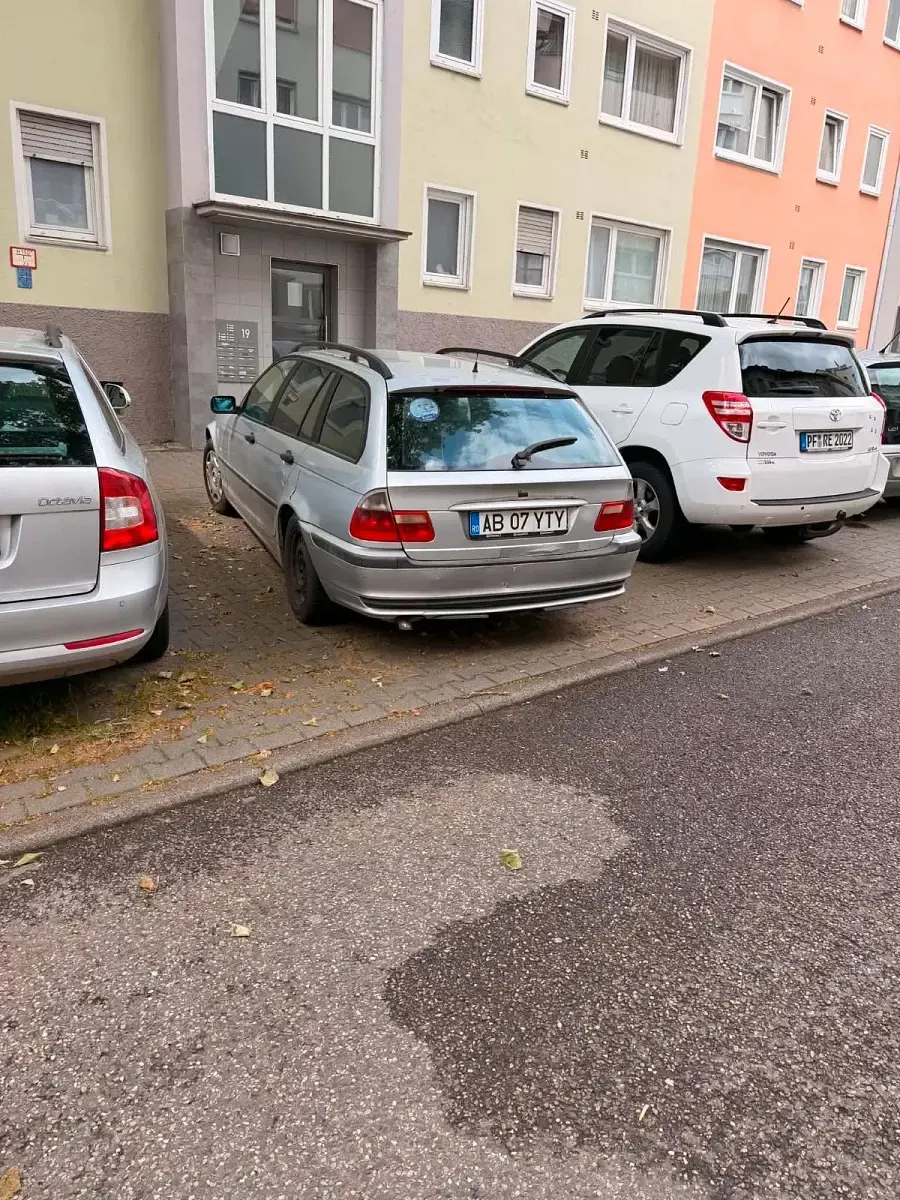 Gebraucht BMW 320 160 PS (117 kW) 2000 Silber Kombi
