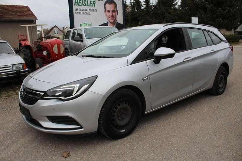 Gebraucht Opel Astra Edition 110 PS (80 kW) 2017 Silber Kombi