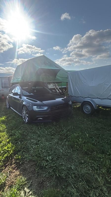 Schwarz Gebraucht 2013 Audi A4 S-Line Kombi | 9.400 € (Fairer Preis) - Bild 1/4