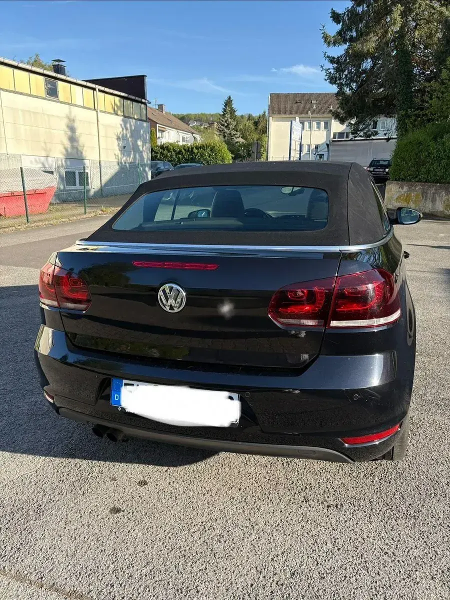 Gebraucht VW Golf Cabriolet Karmann 150 PS (110 kW) 2015 Schwarz Cabrio