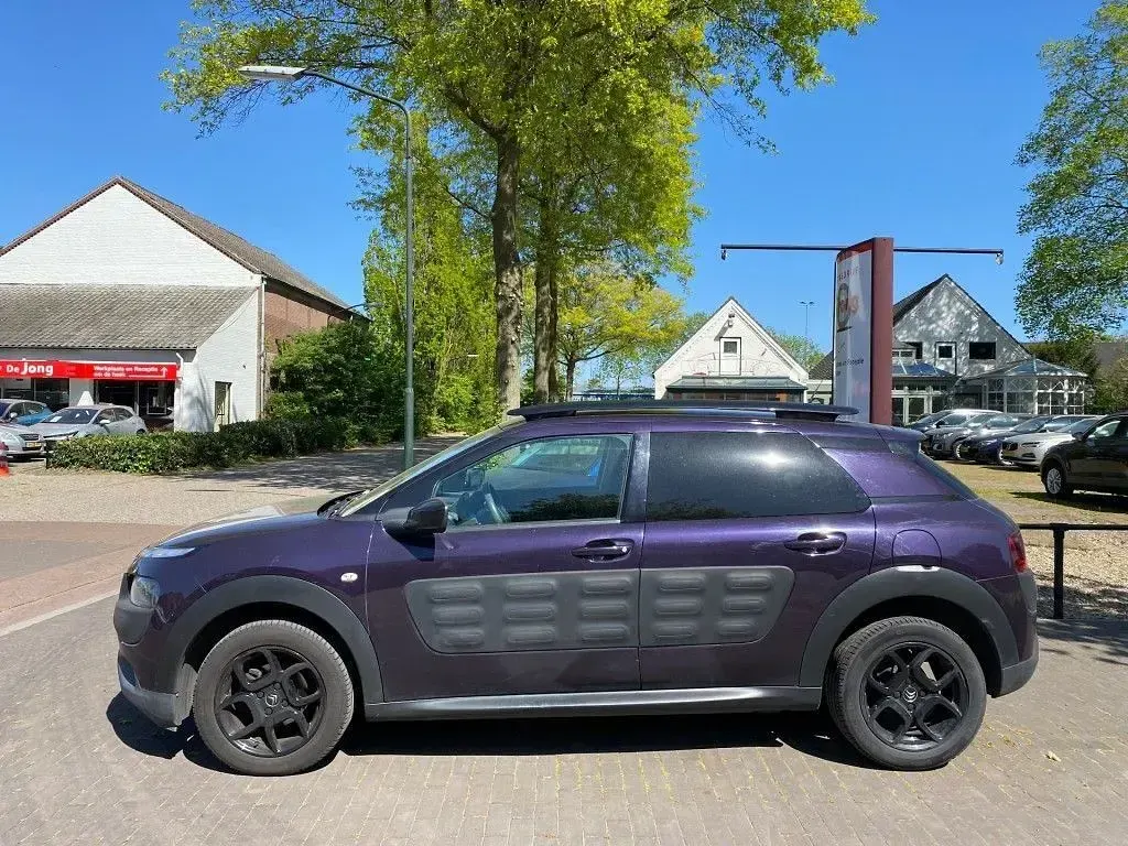 Gebraucht Citroën C4 PureTech 82 PS (60 kW) 2015 Violett SUV