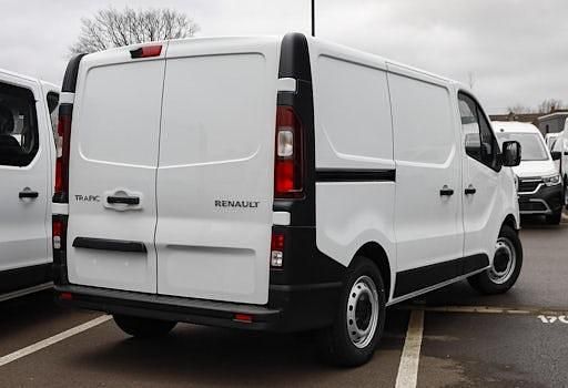 Gebraucht Renault Trafic Komfort 131 PS (96 kW) 2025 Weiß Van / Kleinbus