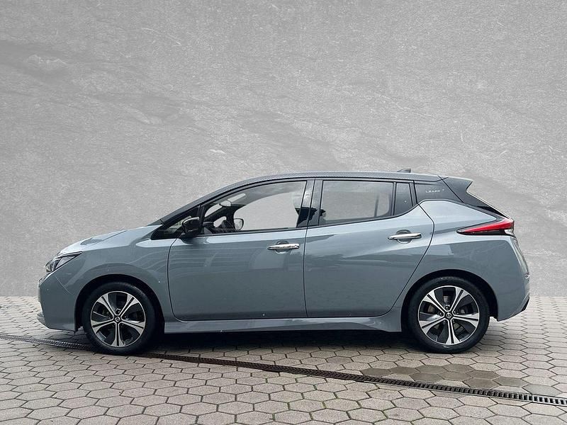 Gebraucht Nissan Leaf 110 kW (150 PS) 2021 Grey / black metallic Kleinwagen