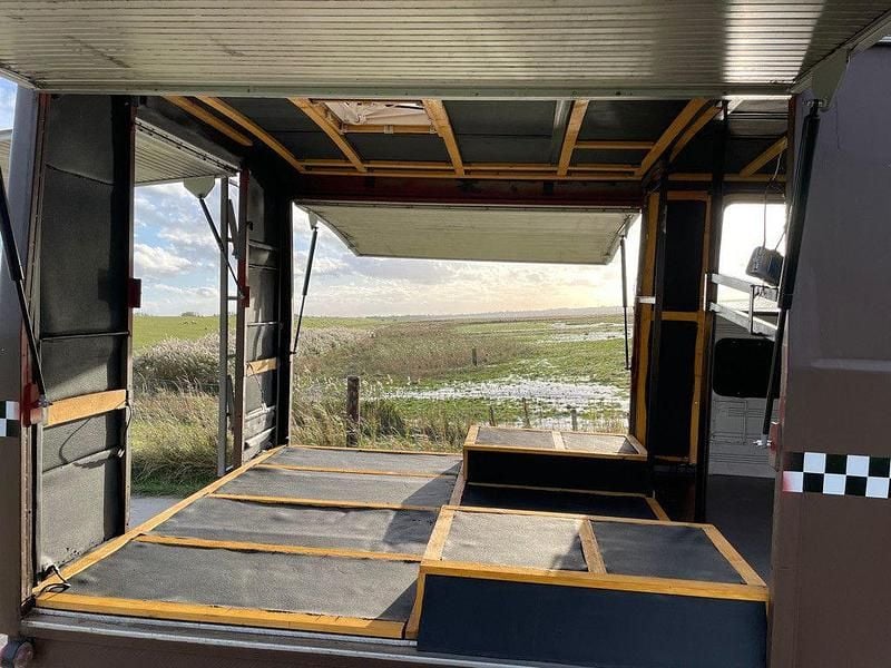 Gebraucht Mercedes T2 90 PS (66 kW) 1978 Braun Van