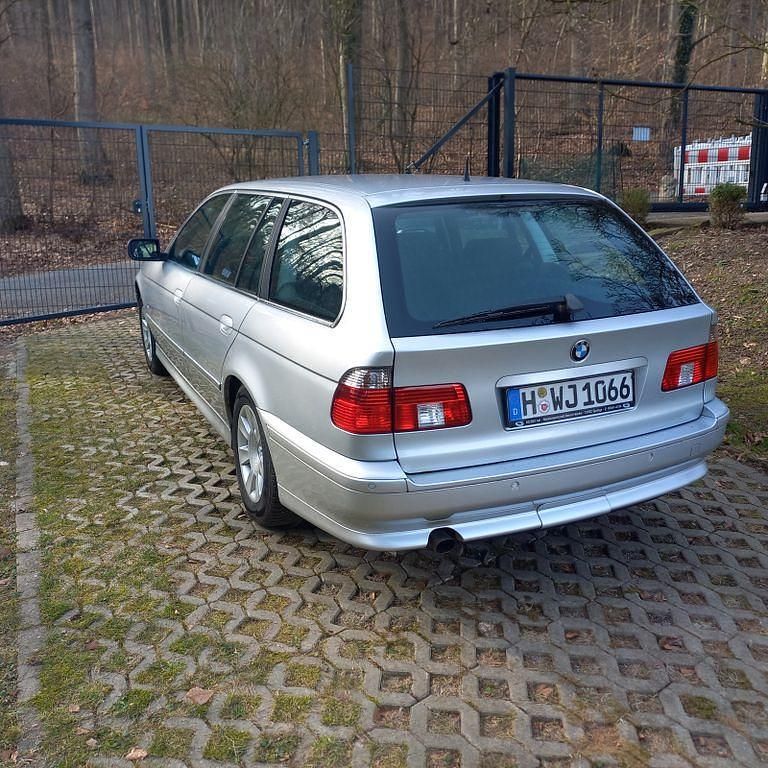 Gebraucht BMW 525 192 PS (141 kW) 2000 Silber Kombi