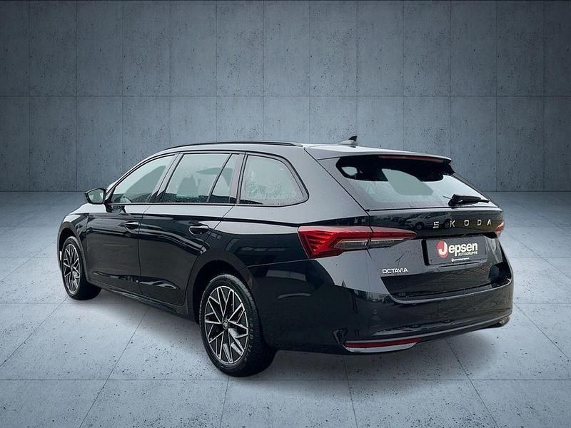 Neu Skoda Octavia 150 PS (110 kW) 2026 Schwarz Kombi