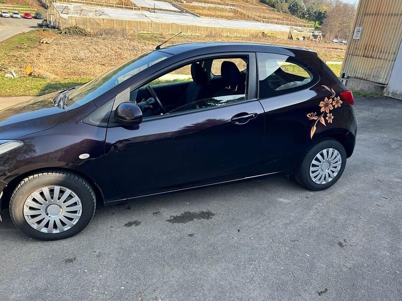 Gebraucht Mazda 2 Inclusive 86 PS (63 kW) 2008 Schwarz Kleinwagen