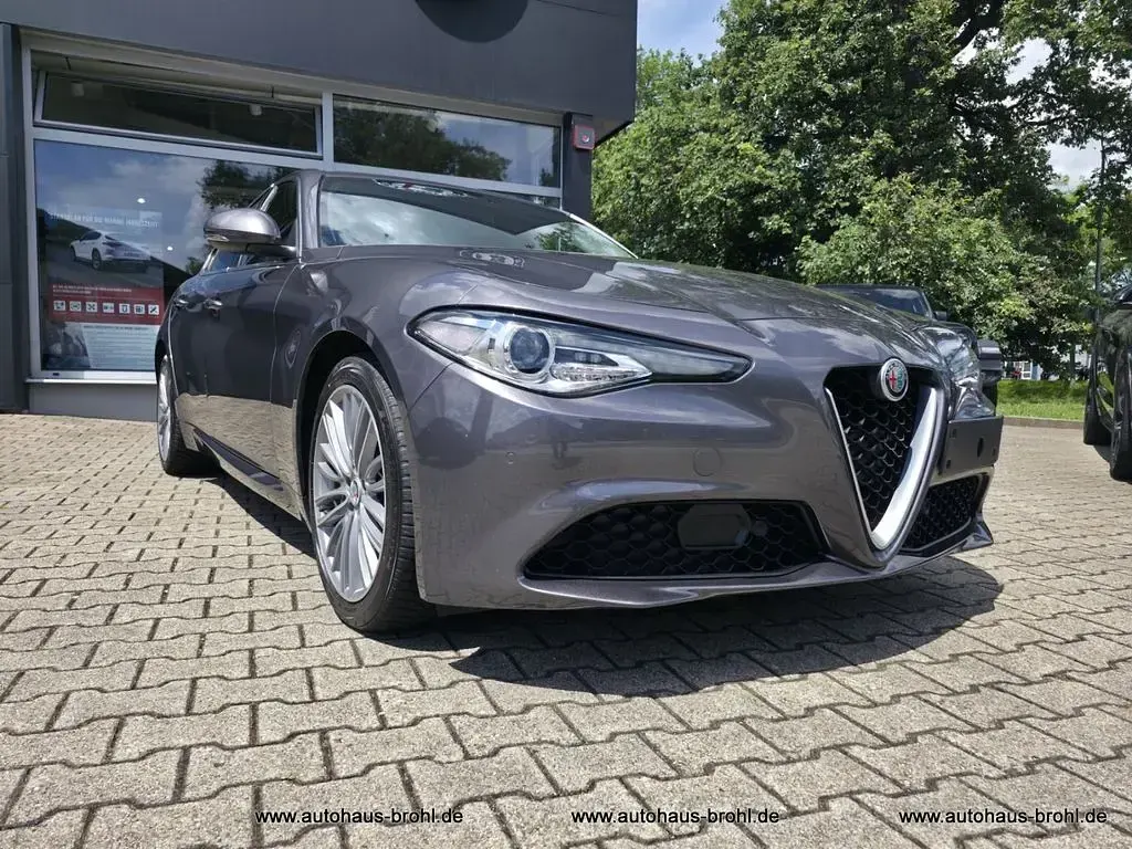 Gebraucht Alfa Romeo Giulia 200 PS (147 kW) 2019 Grau Limousine