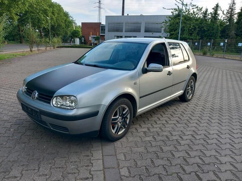 Grau Gebraucht 2001 VW Golf IV Limousine | 1.999 € (Fairer Preis) - Bild 1/4