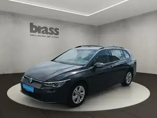 Gebraucht VW Golf VIII Life 150 PS (110 kW) 2023 Kombi