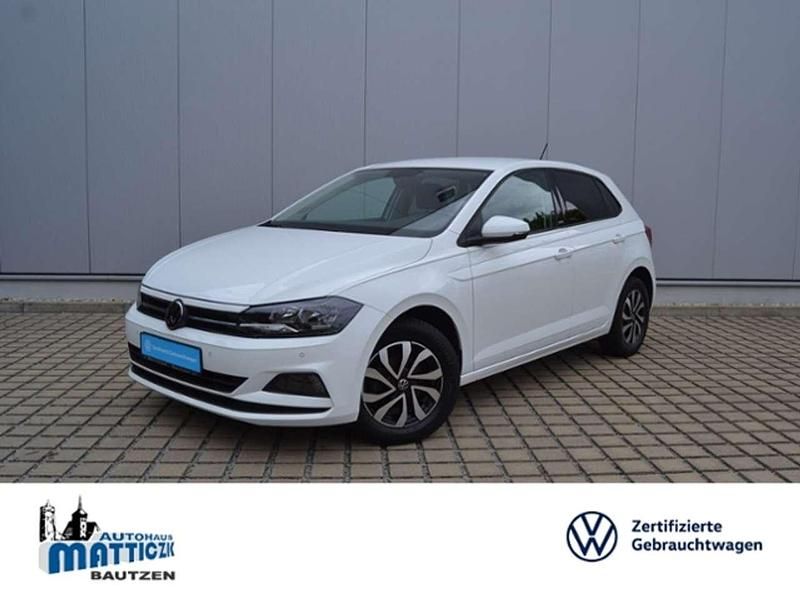 Pure white Gebraucht 2021 VW Polo Active Kleinwagen | 17.639 € (Etwas zu teuer) - Bild 1/3