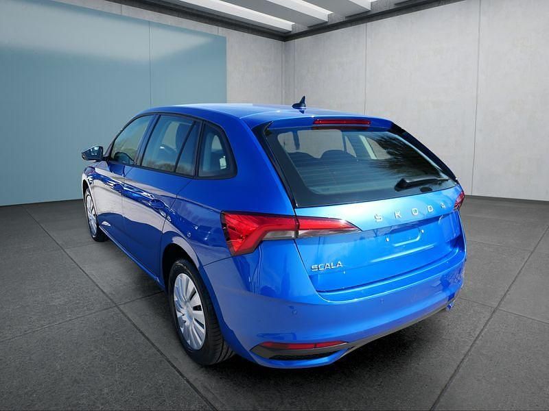 Neu Skoda Scala 150 PS (110 kW) 2026 Blau Kleinwagen