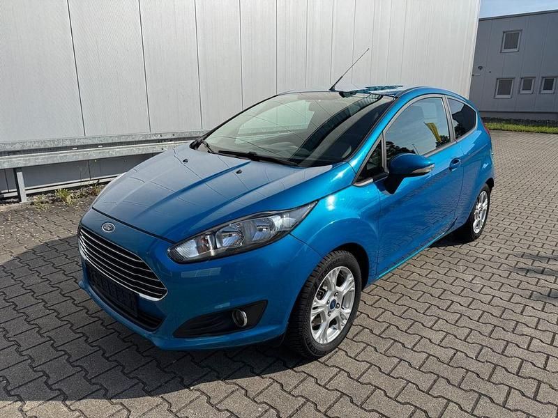 Blau Gebraucht 2014 Ford Fiesta SYNC Edition Kleinwagen | 4.250 € (Fairer Preis) - Bild 1/4