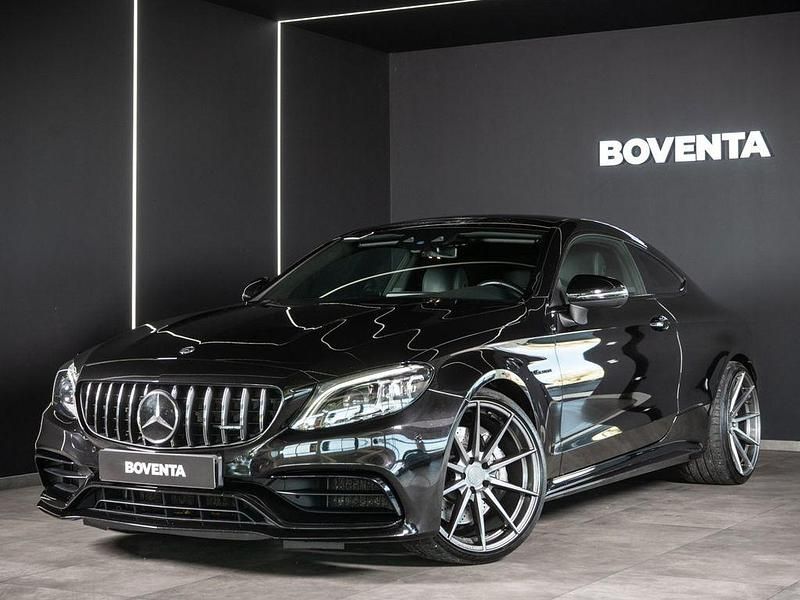 Obsidianschwarz metallic Gebraucht 2019 Mercedes C63 AMG AMG Coupé | 59.850 € (Fairer Preis) - Bild 1/4