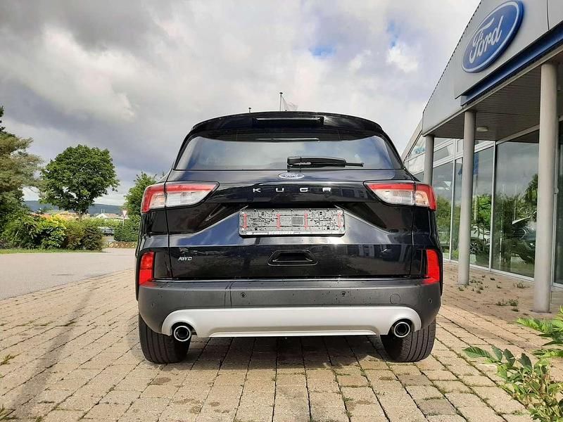 Gebraucht Ford Kuga 150 PS (110 kW) 2022 Obsidianschwarz metallic SUV
