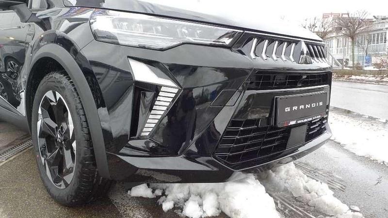 Onyxschwarz Neu 2026 Mitsubishi Grandis Diamant Edition SUV | 30.990 € (Fairer Preis) - Bild 1/4
