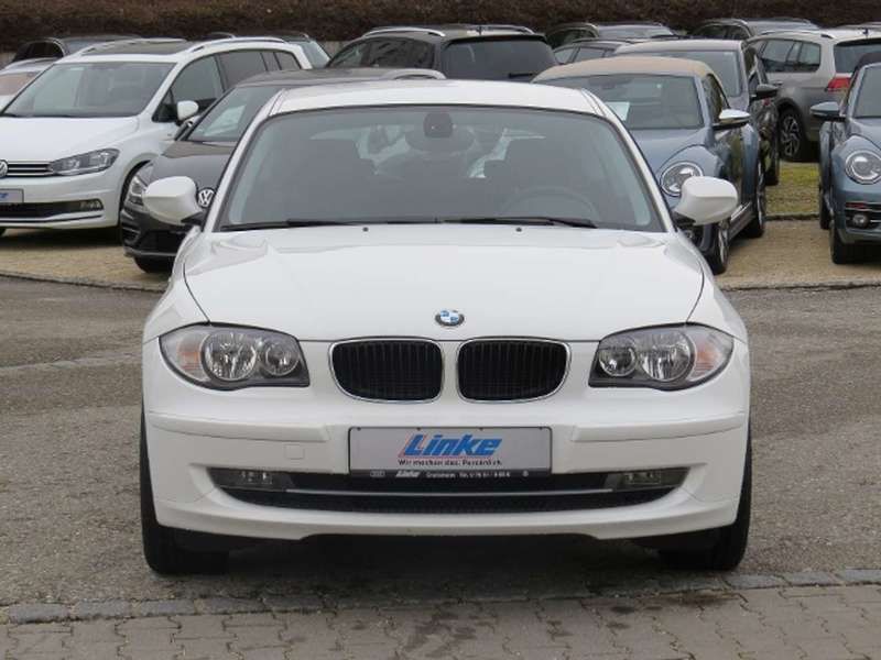 Бмв 116 2011