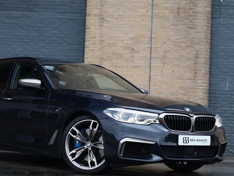 Gebraucht BMW M550 Performance 400 PS (294 kW) 2018 Schwarz Limousine