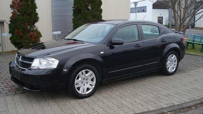 Gebraucht Dodge Avenger SE 140 PS (102 kW) 2008 Schwarz Limousine