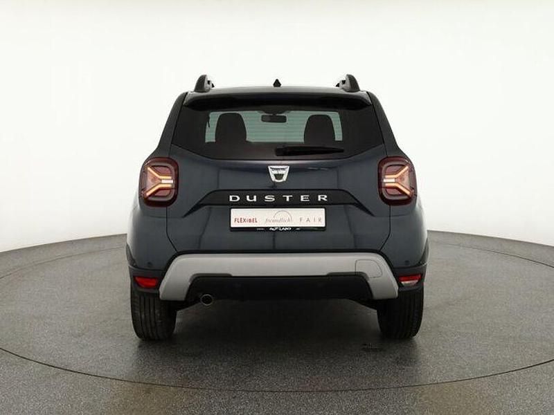 Gebraucht Dacia Duster Prestige 131 PS (96 kW) 2022 Grau SUV