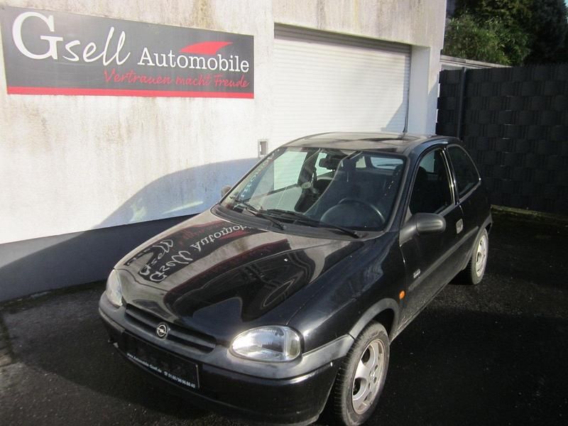 Schwarz Gebraucht 2000 Opel Corsa Edition Kleinwagen | 799 € (Guter Preis) - Bild 1/4