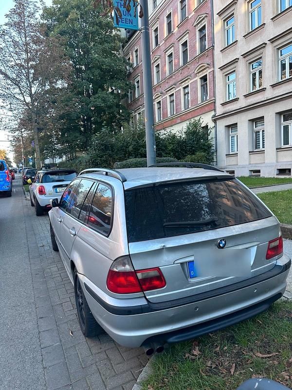 Silber Gebraucht 2003 BMW 330 M Sport Kombi | 3.500 € (Superpreis) - Bild 1/4