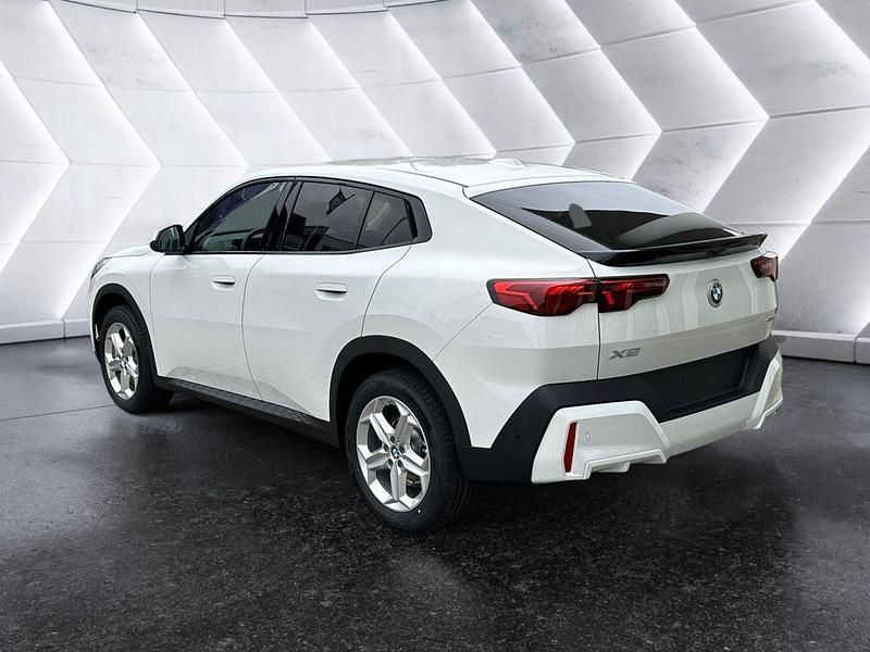 Neu BMW X2 156 PS (114 kW) 2025 Weiß SUV