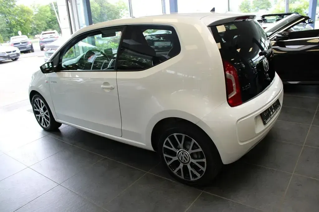 Gebraucht VW up! Groove 75 PS (55 kW) 2014 Weiß Kleinwagen