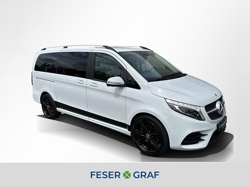 Weiß Gebraucht 2022 Mercedes V300 Avantgarde Edition Van / Kleinbus | 55.890 € (Guter Preis) - Bild 1/4