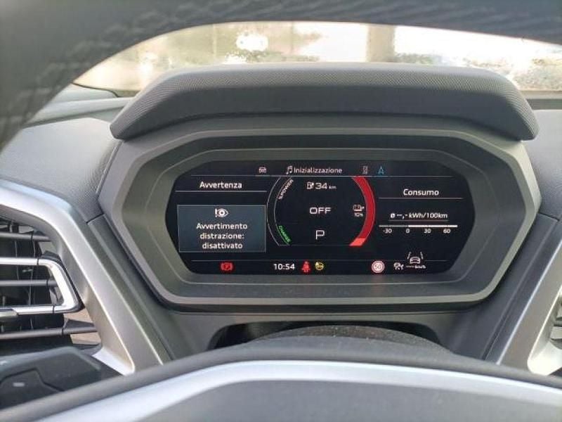 Second-hand Audi e-tron S-Line 210 kW (286 CP) 2024 Argintiu SUV