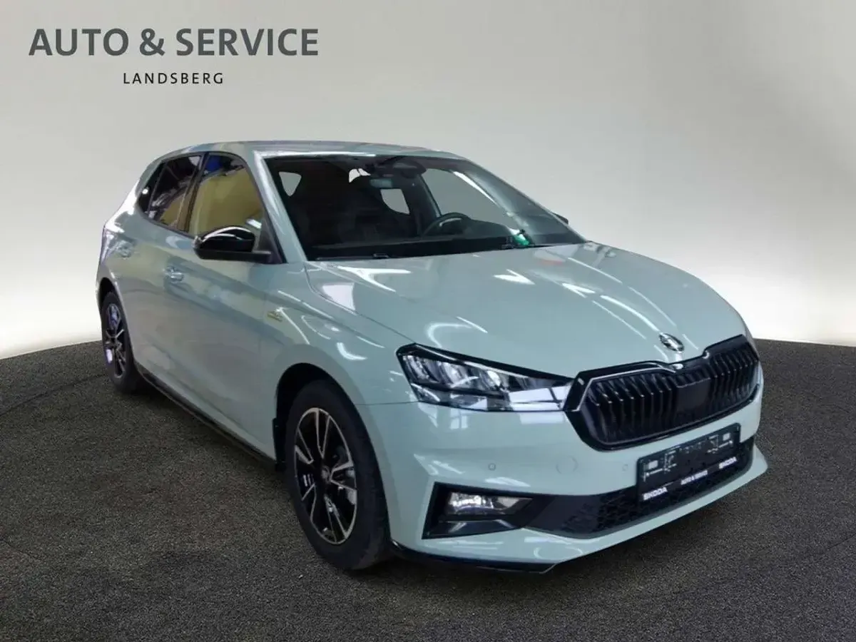 Neu Skoda Fabia Monte Carlo 150 PS (110 kW) 2026 Timiano grün Kleinwagen