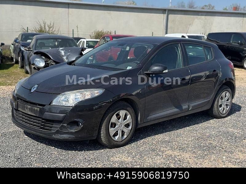 Schwarz Gebraucht 2010 Renault Mégane III Expression Limousine | 2.750 € (Fairer Preis) - Bild 1/4
