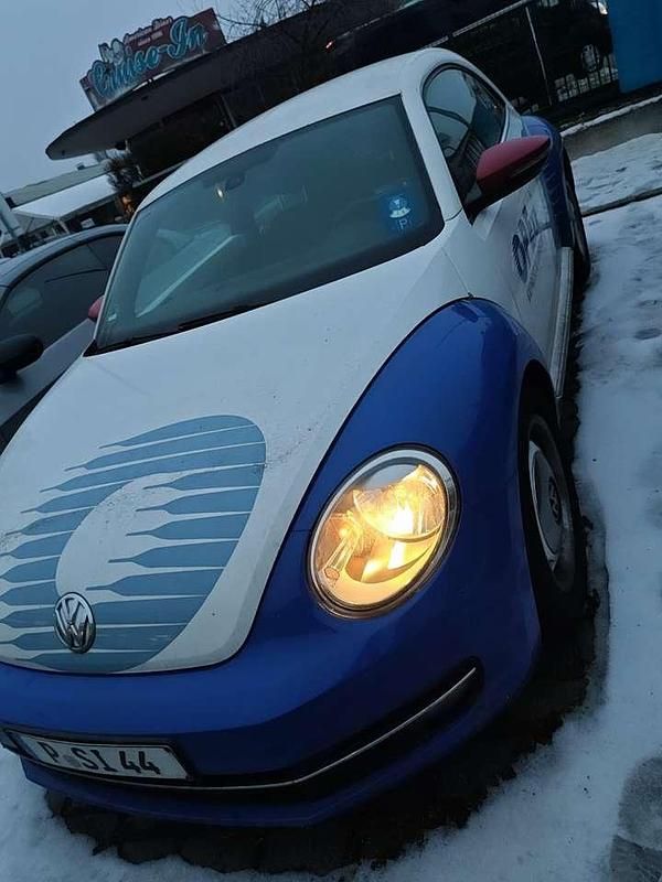 Gebraucht VW Beetle Design 105 PS (77 kW) 2012 Weiß Kleinwagen