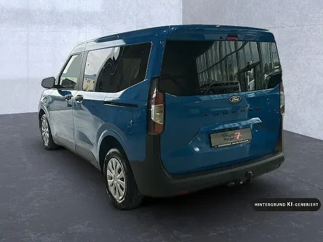Neu Ford Tourneo Courier Trend 125 PS (91 kW) 2026 Blau Van / Kleinbus