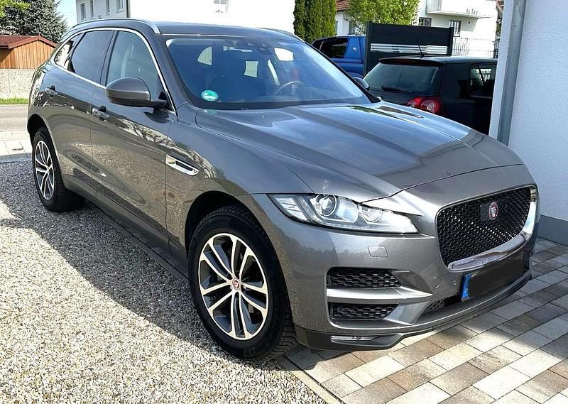 Gebraucht Jaguar F-Pace 250 PS (183 kW) 2019 Grau SUV