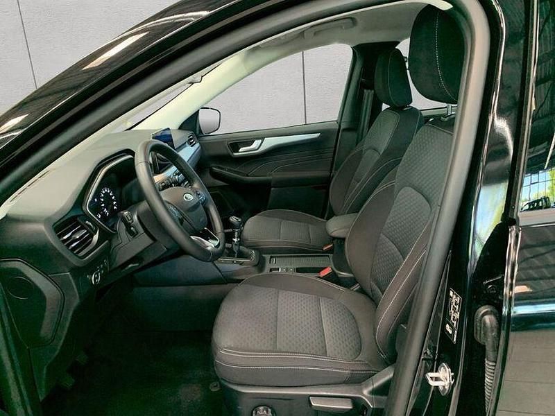 Gebraucht Ford Kuga 151 PS (111 kW) 2024 Schwarz SUV